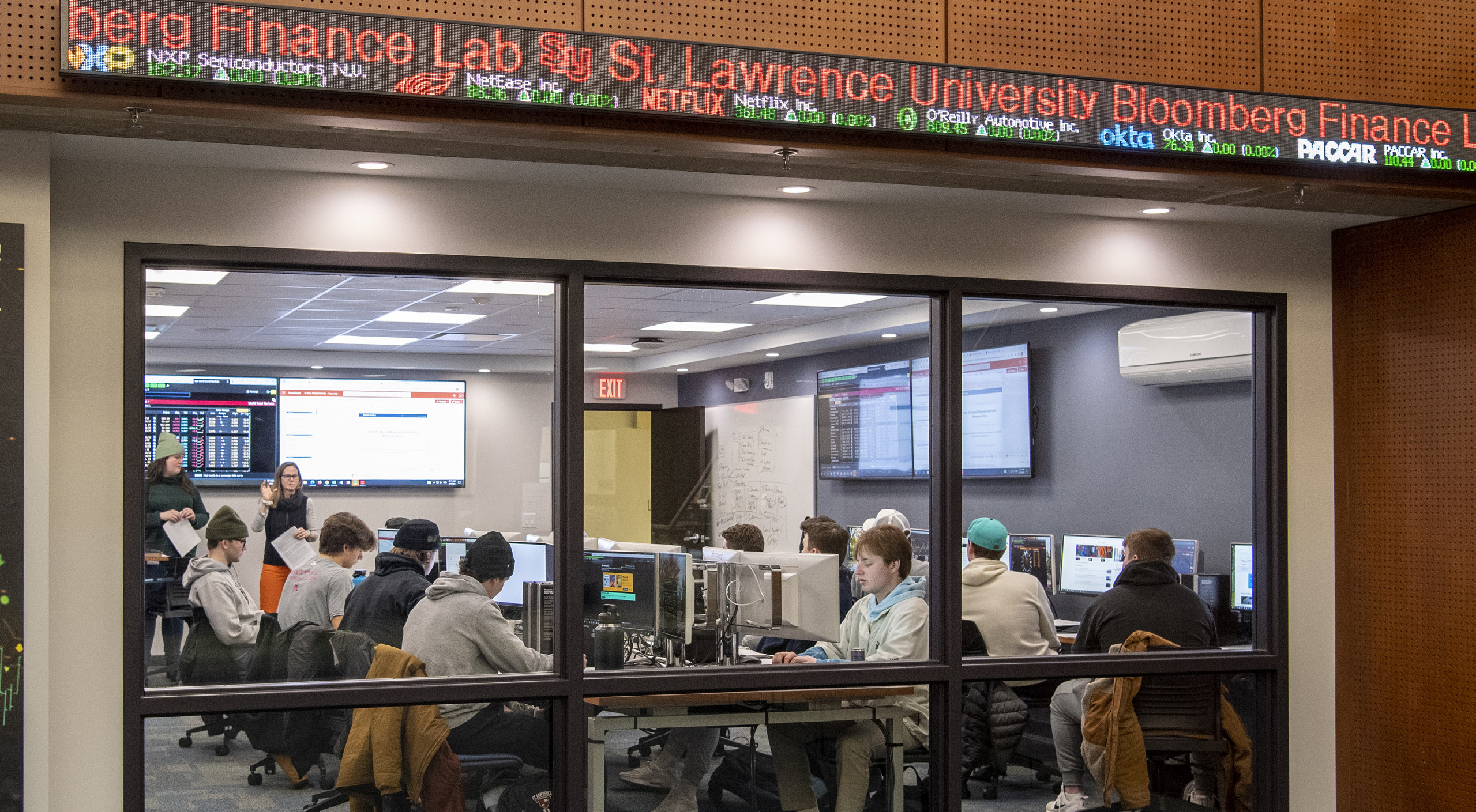 The Bloomberg Finance Lab | St. Lawrence University